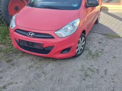 Gebraucht Hyundai i10 69 PS (50 kW) 2013 Kleinwagen