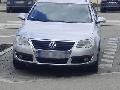Gebraucht VW Passat 140 PS (102 kW) 2011 Silber Kombi
