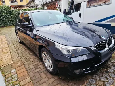 Gebraucht BMW 523 177 PS (130 kW) 2006 Schwarz Limousine