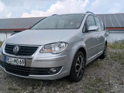 Gebraucht VW Touran 140 PS (102 kW) 2009 Silber Van / Kleinbus