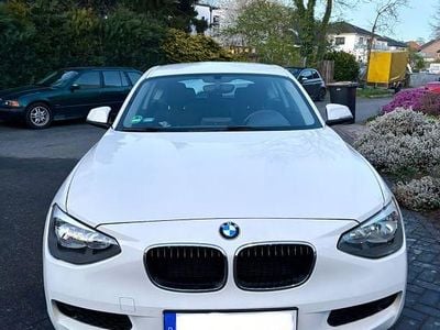 Usata BMW 114 Comfort Edition 102 CV (75 kW) 2012 Bianco Utilitaria