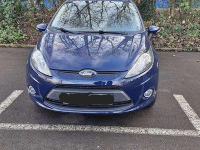 Gebraucht Ford Fiesta Trend 60 PS (44 kW) 2011 Blau Kleinwagen