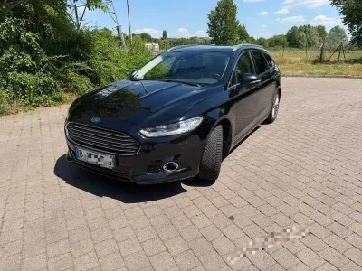 Gebraucht Ford Mondeo Titanium 241 PS (177 kW) 2017 Schwarz Limousine