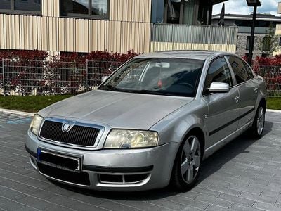 Second-hand Skoda Superb 150 CP (110 kW) 2004 Gri Berlinǎ