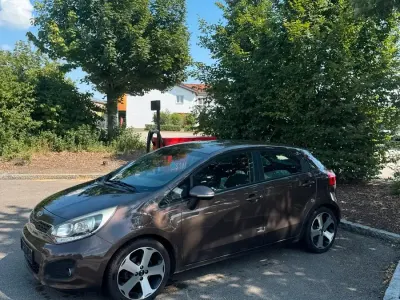 Gebraucht Kia Rio 90 PS (66 kW) 2012 Kleinwagen