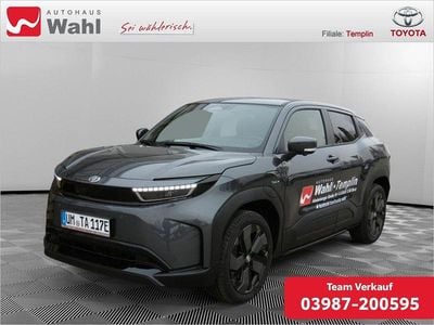 Gebraucht Toyota Urban Cruiser Lounge 127 kW (174 PS) 2026 Grau SUV