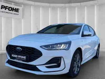 Gebraucht Ford Focus ST-Line 125 PS (91 kW) 2022 Weiß Limousine
