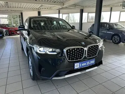 Gebraucht BMW X4 Performance 245 PS (180 kW) 2022 Schwarz SUV