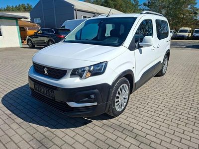 Usata Peugeot Rifter Active 131 CV (96 kW) 2019 Bianco Monovolume