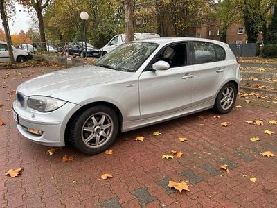 Gebraucht BMW 116 122 PS (89 kW) 2009 Grau Kleinwagen
