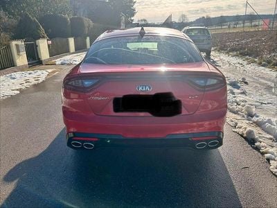 Rot Gebraucht 2019 Kia Stinger Kleinwagen | 29.499 € (Guter Preis)