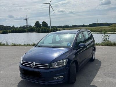 Gebraucht VW Touran Comfortline 110 PS (80 kW) 2016 Blau Van / Kleinbus