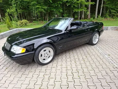 Używany Mercedes SL500 306 KM (225 kW) 1999 Czarny Kabriolet