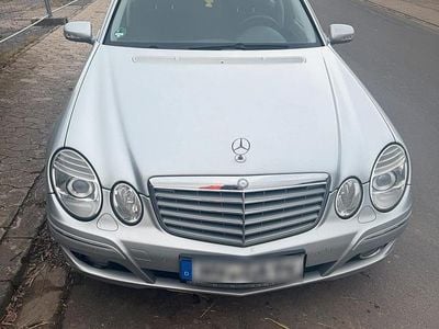 Gebraucht Mercedes E280 231 PS (169 kW) 2006 Silber Limousine