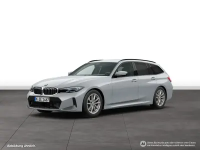 Gebraucht BMW 330 M Sport 258 PS (189 kW) 2026 Grau Kombi
