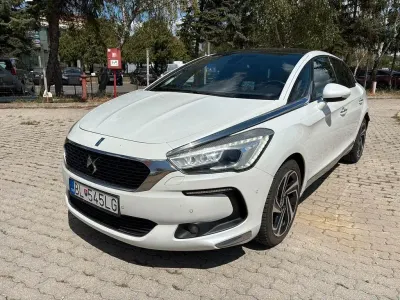Gebraucht DS Automobiles DS5 179 PS (131 kW) 2016 Weiß Kleinwagen