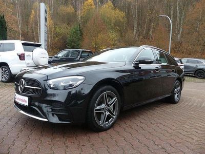Schwarz Gebraucht 2022 Mercedes E300 AMG line Limousine | 34.990 € (Guter Preis)