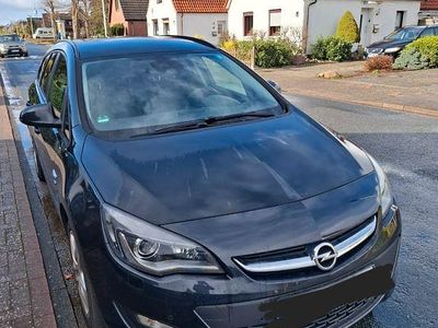 Gebraucht Opel Astra Energy 140 PS (102 kW) 2014 Schwarz Kombi