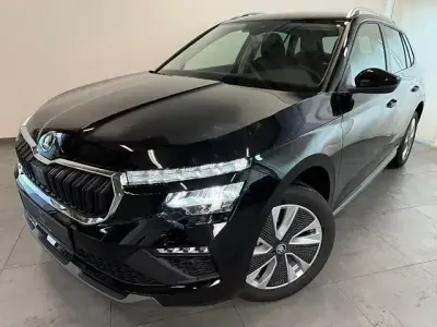Neu Skoda Kamiq 116 PS (85 kW) 2025 Black magic perleffekt SUV