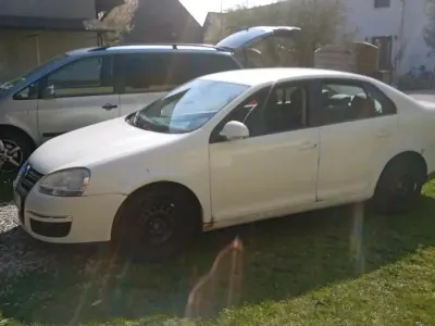 Gebraucht VW Jetta 105 PS (77 kW) 2006 Weiß Limousine