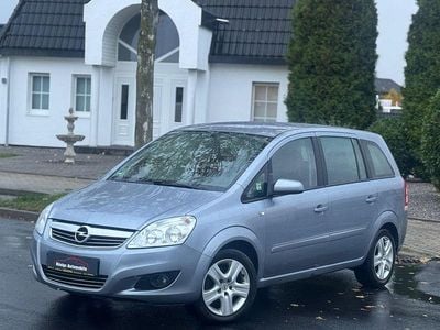 Gebraucht Opel Zafira Edition 116 PS (85 kW) 2008 Silber Van / Kleinbus