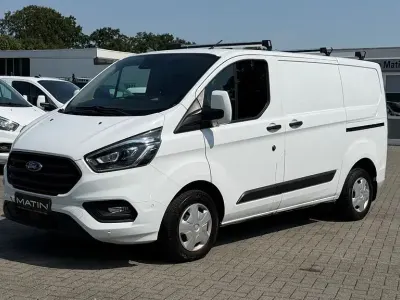 Gebraucht Ford 300 Trend 131 PS (96 kW) 2020 Weiß Van / Kleinbus