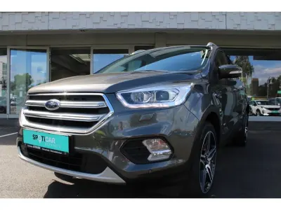 Gebraucht Ford Kuga Titanium 179 PS (131 kW) 2019 Magnetic) (grau SUV