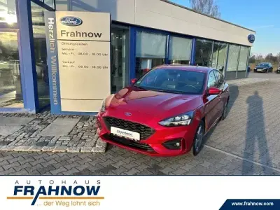 Brugt Ford Focus ST-Line 125 HK (91 kW) 2021 Rød Sedan