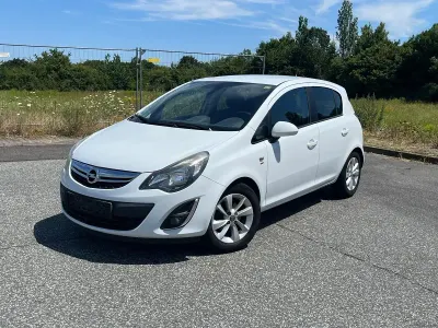 Gebraucht Opel Corsa 87 PS (63 kW) 2014 Weiß Kleinwagen