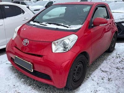 Rot Gebraucht 2009 Toyota iQ Kleinwagen | 3.000 €