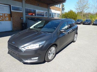 Usata Ford Focus 101 CV (74 kW) 2015 Grigio Station wagon