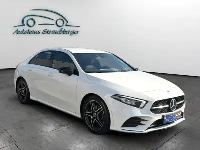 Gebraucht Mercedes A200 Business 163 PS (119 kW) 2021 Weißkeine angabe Limousine