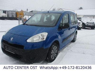 Gebraucht Peugeot Partner Tepee Active 92 PS (67 kW) 2013 Blau Van / Kleinbus