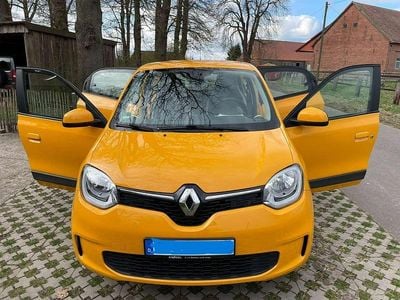 Gebraucht Renault Twingo LIMITED 73 PS (53 kW) 2020 Gelb Kleinwagen