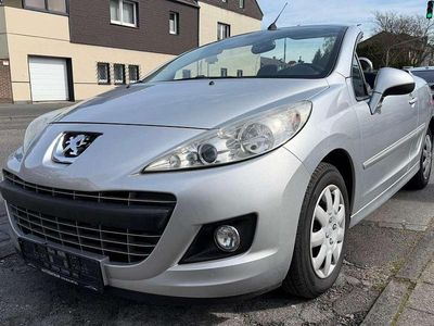 Gebraucht Peugeot 207 Platinum 120 PS (88 kW) 2011 Aluminiumgrau/metallic Cabrio
