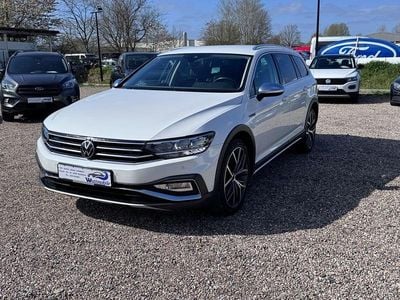 Usata VW Passat Alltrack 190 CV (139 kW) 2020 Bianco Station wagon