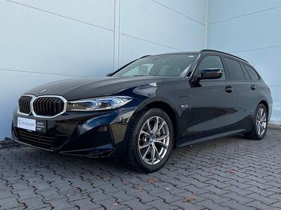 Gebraucht BMW 330e Efficient Dynamics 292 PS (214 kW) 2022 Schwarz uni Kombi