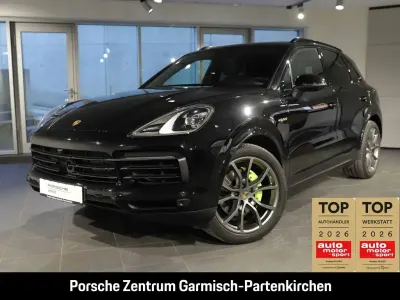 Gebraucht Porsche Cayenne E-Hybrid 462 PS (339 kW) 2020 Schwarz SUV