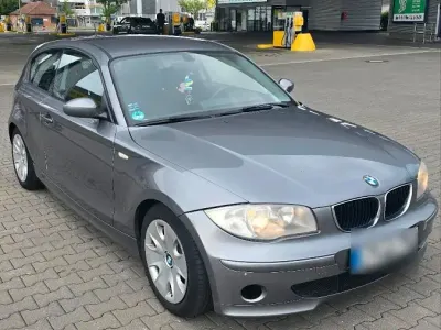 Gebraucht BMW 116 122 PS (89 kW) 2008 Grau Kleinwagen