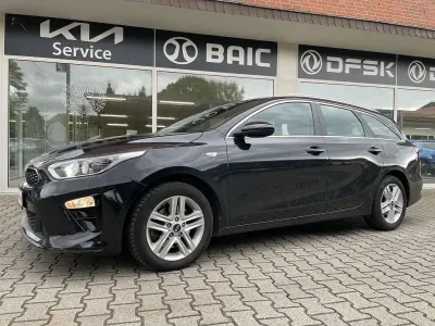 Gebraucht Kia Ceed Sportswagon Vision 160 PS (117 kW) 2021 Schwarz Kombi