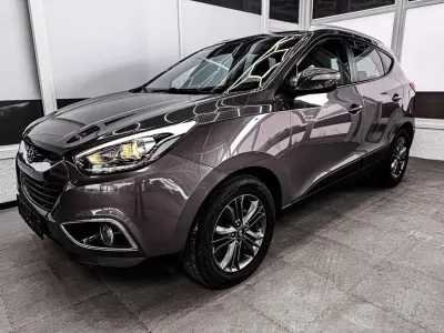 Gebraucht Hyundai ix35 Trend 166 PS (122 kW) 2015 Braun SUV