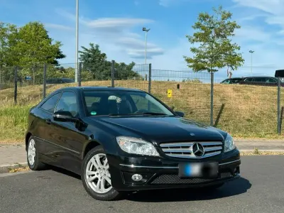 Gebraucht Mercedes CLC180 148 PS (108 kW) 2009 Schwarz Coupé