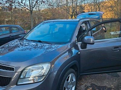 Gebraucht Chevrolet Orlando 141 PS (103 kW) 2011 Grau Van / Kleinbus