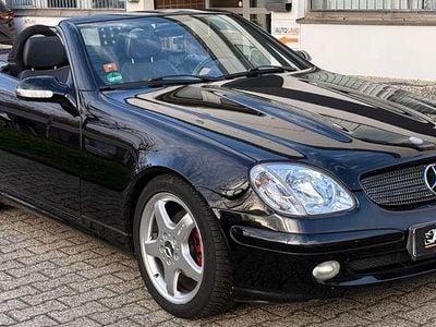 Schwarz Gebraucht 2002 Mercedes SLK200 Edition Cabrio | 3.999 € (Etwas zu teuer)