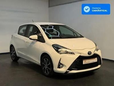 Usata Toyota Yaris Team 112 CV (82 kW) 2018 Bianco Berlina
