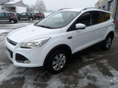Weiß Gebraucht 2015 Ford Kuga SUV | 6.850 € (Guter Preis)