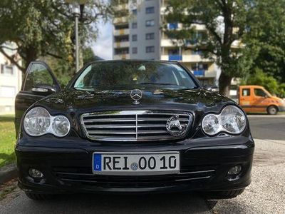 Mercedes 220