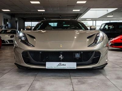 Ferrari 812