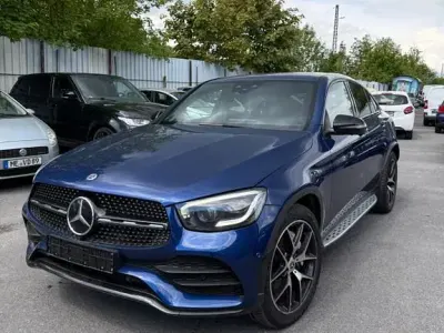 Używany Mercedes GLC400d 330 KM (242 kW) 2019 Niebieski Coupe