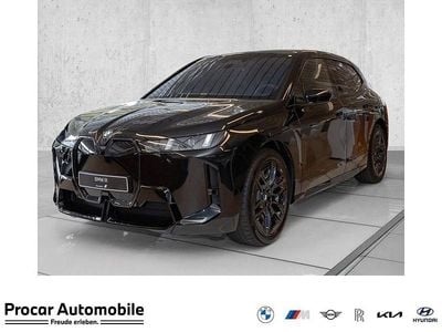 Schwarz Neu 2025 BMW iX M Sport SUV | 82.700 € (Guter Preis)